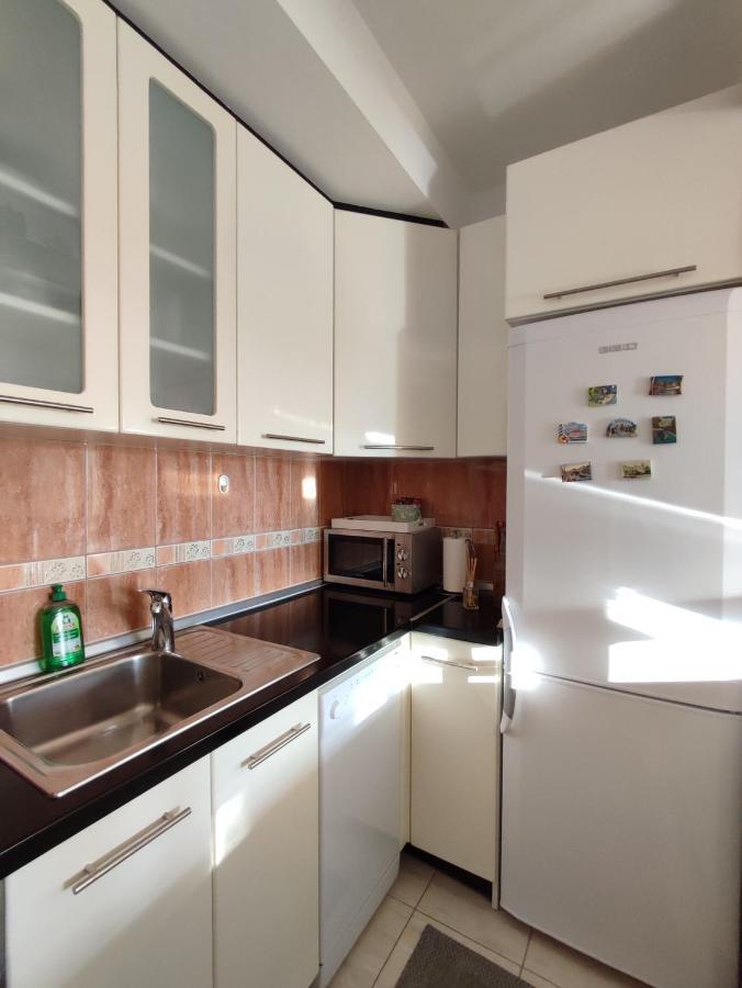 Apartman Ana Apartment โบซานสกา กราดิชกา ภายนอก รูปภาพ